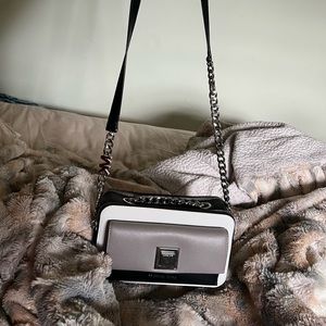 SOLD ❤️Michael Kors Crossbody. NWOT